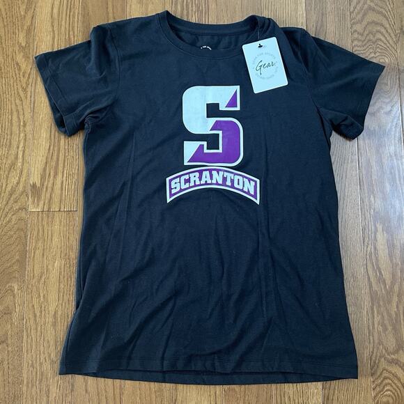 University Of Scranton Women’s Small Tshirt Purple White Logo NWT - Picture 1 of 4